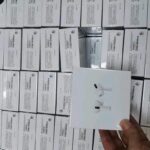 AirPods pallets
