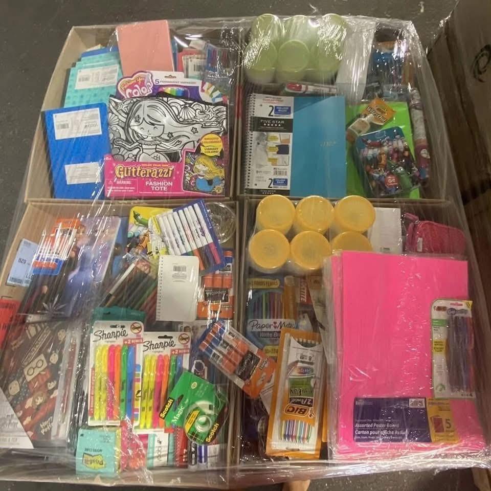 Mixed School Supplies Pallet for Resellers – 1,000 Items for $350 Mixed School Supplies Pallet – 1,000 Brand-New Items for Resellers, Discount Stores & Retailers at Liquidator Pallet Warehouse